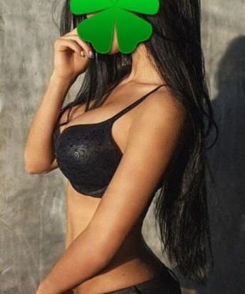 Обворожительная брюнетка приглашает на чувственное свидание. Готова порадовать тебя своим мастерством и страстью. Будешь в восторге! 4670, 23 года