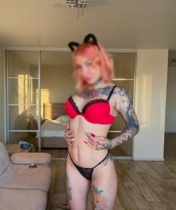 Опытная и умелая, я знаю, как доставить тебе незабываемое удовольствие. У меня есть все для того, чтобы ты почувствовал себя настоящим мужчиной. Я знаю, что делаю, и гарантирую тебе максимальное наслаждение.
Мои услуги включают классический секс, минет, эротический массаж и многое другое. Я готова пойти на все, чтобы ты остался доволен и вернулся ко мне вновь. У меня есть отличные отзывы от предыдущих клиентов, которые оценили мои способности и страсть.
Мои фото настоящие, и я гарантирую, что ты будешь приятно удивлен, когда увидишь меня наяву. Я живу в Москве и готова встретиться с тобой в любое время. Так что не теряй времени, позвони мне прямо сейчас и наслаждайся незабываемым вечером в моей обществе. 💋💕💦 7712, 30 лет